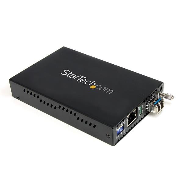 StarTech.com 1000 Mbps Gigabit Single Mode Fiber Media Converter LC 40 km - TAA STA-ET1000S40LC2