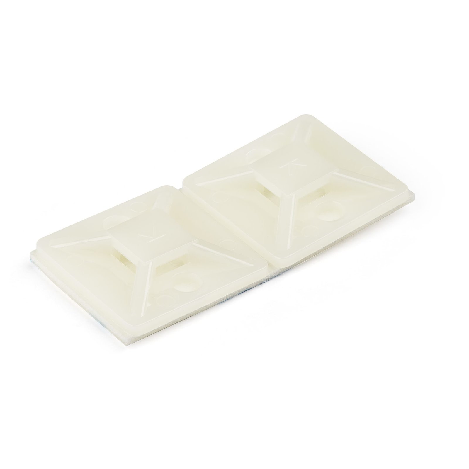 StarTech.com 100 Pack Cable Tie Mounts with Adhesive Tape for 0.18 in. (4.6 mm) Wide Ties - STA-CBMCTM2